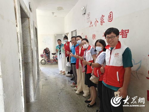 溫暖到家 愛(ài)滿(mǎn)夕陽(yáng)丨古現(xiàn)街道開(kāi)展慈善助老上門(mén)清潔活動(dòng)
